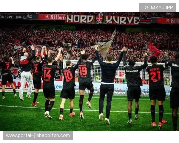 拜仁九连胜领跑德甲 莱比锡多特紧随其后