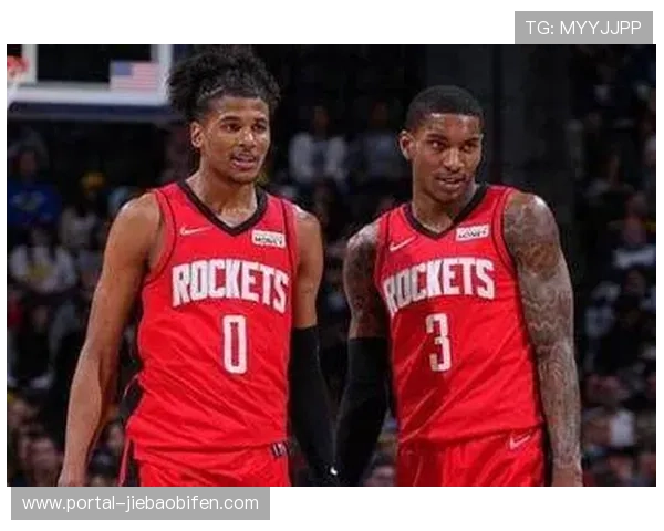 活塞火箭独行侠酝酿三方交易，戴维斯去向引发关注